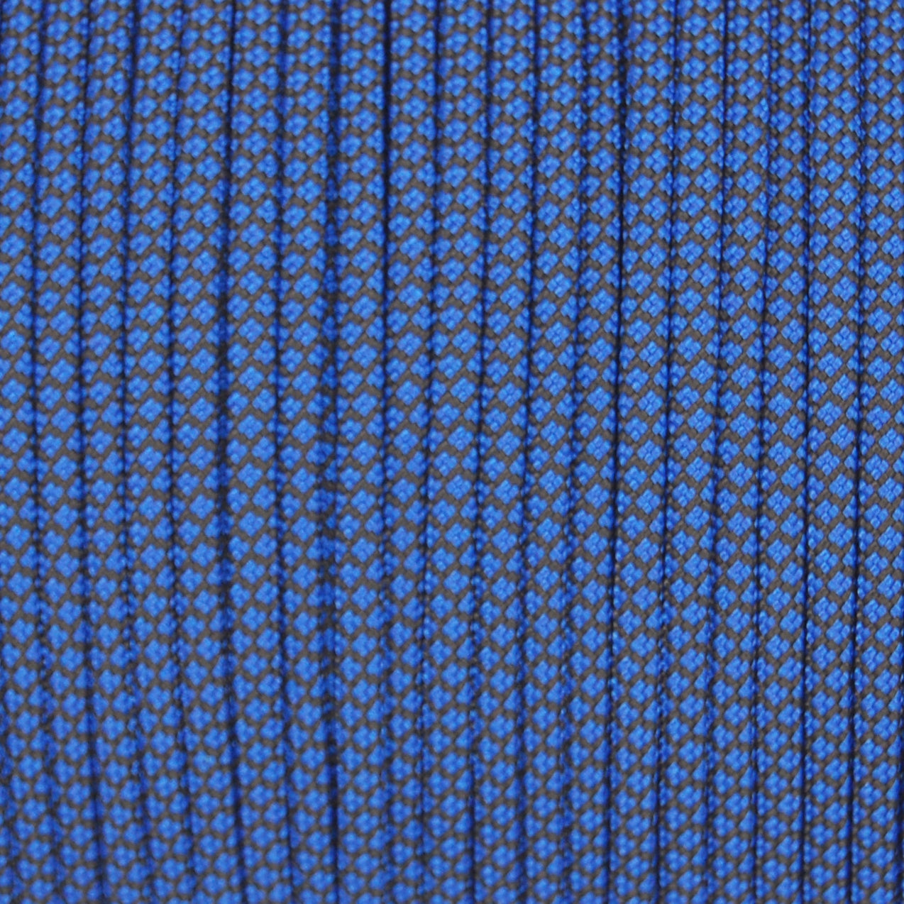 Electric Blue Diamonds on Black 550 Paracord