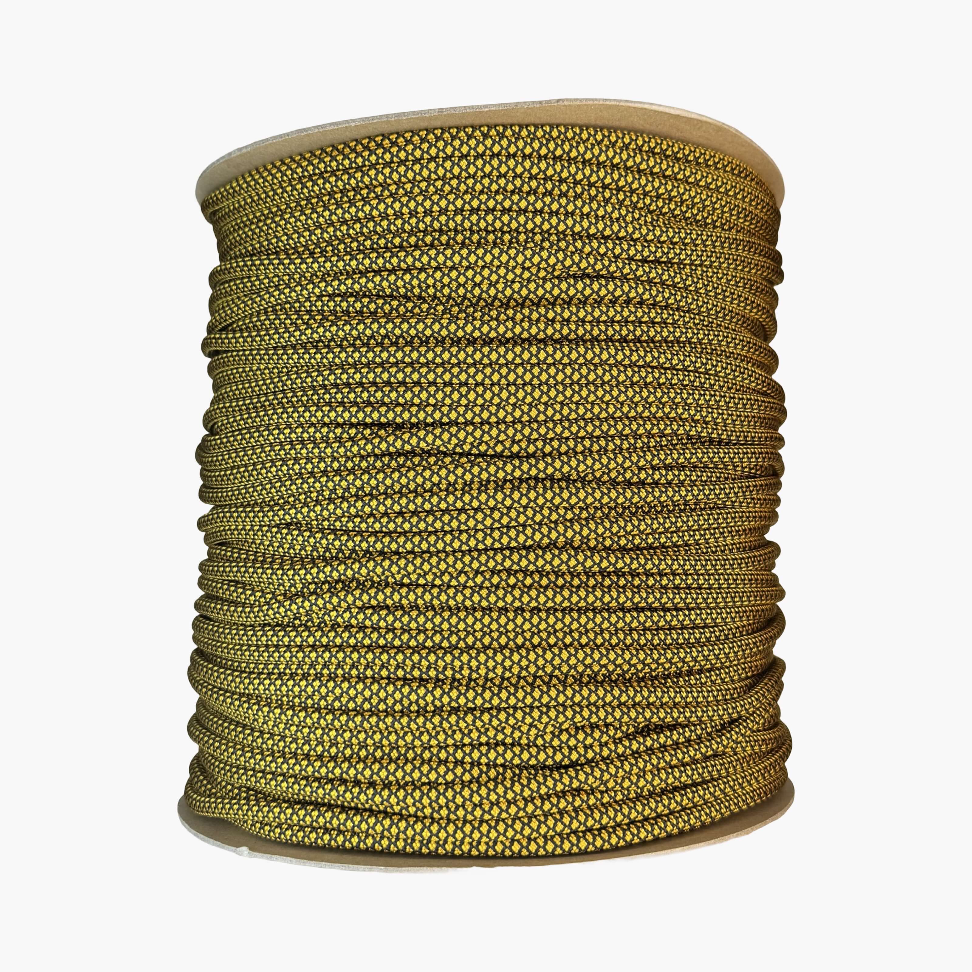 Goldenrod Diamonds on Black Paramax