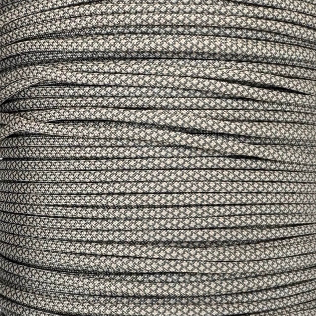 Paracord 550 gris carbón con 380 diamantes color canela