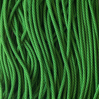 Leaf Green with Greenstone Diamonds 550 Paracord